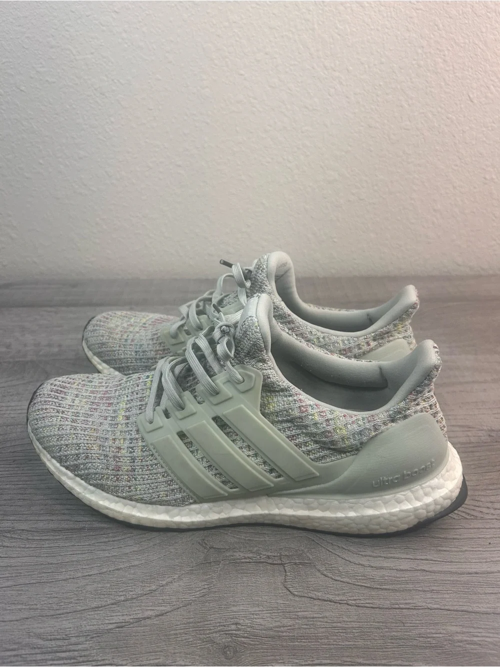 adidas Multicolor Knit Ultra Boost 4 Sneakers with Light Gray Cage Men’s Size 9